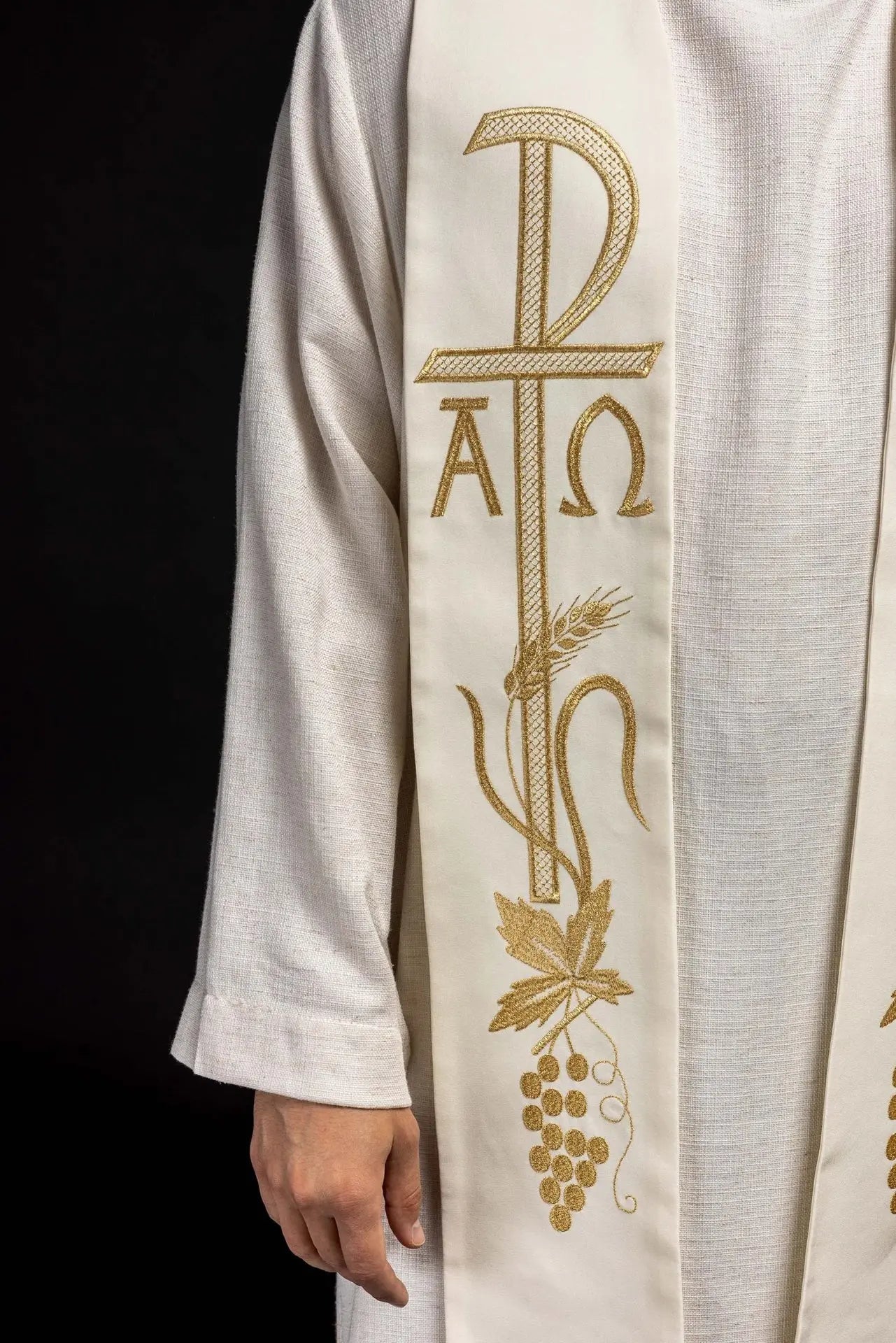 Étole de prêtre brodée Alpha et Omega écrue