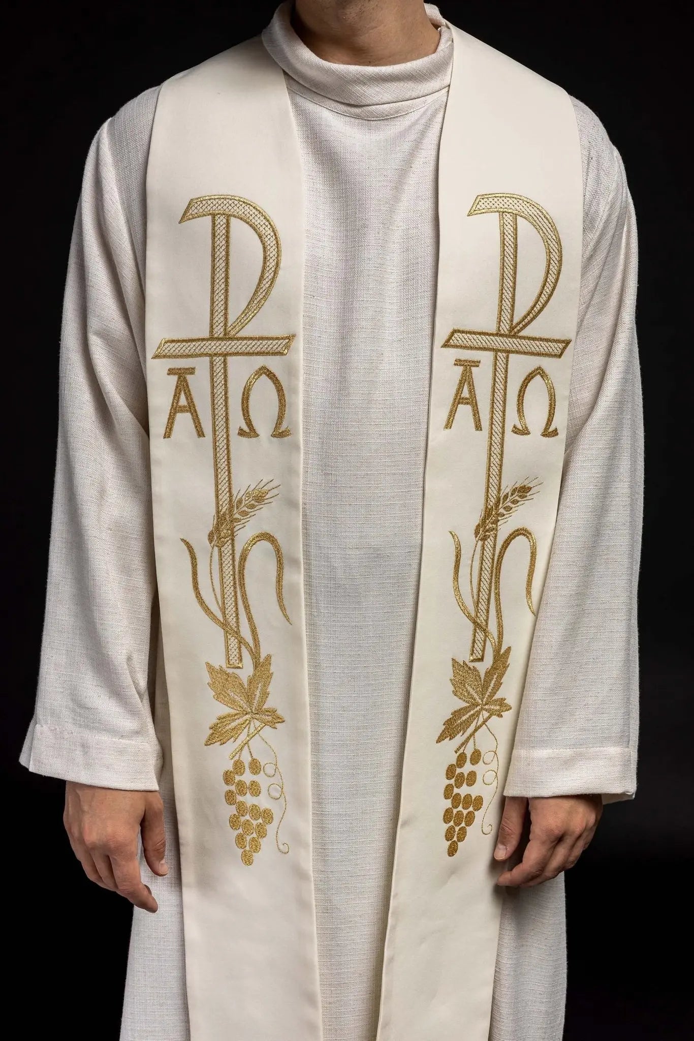 Étole de prêtre brodée Alpha et Omega écrue