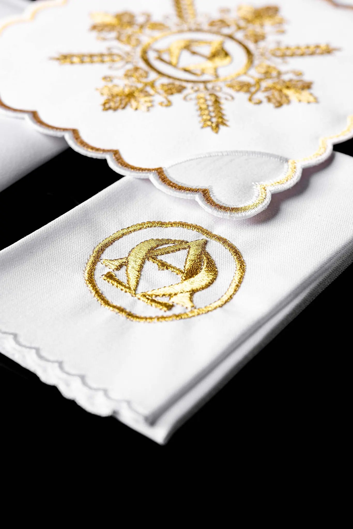 White Chalice Linen Set with Alpha and Omega Embroidery - HAFTINA ATELIER