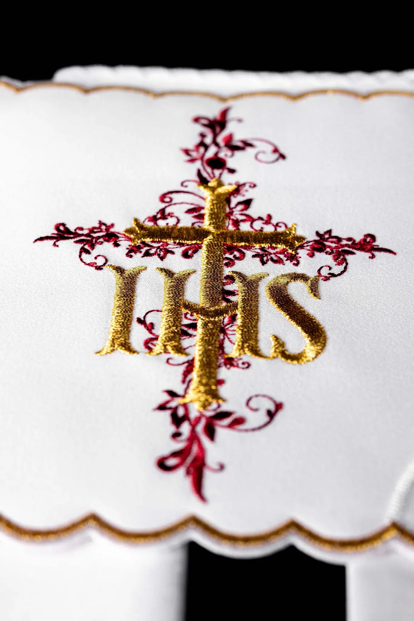 White Chalice Linen Set with IHS Embroidery - HAFTINA ATELIER