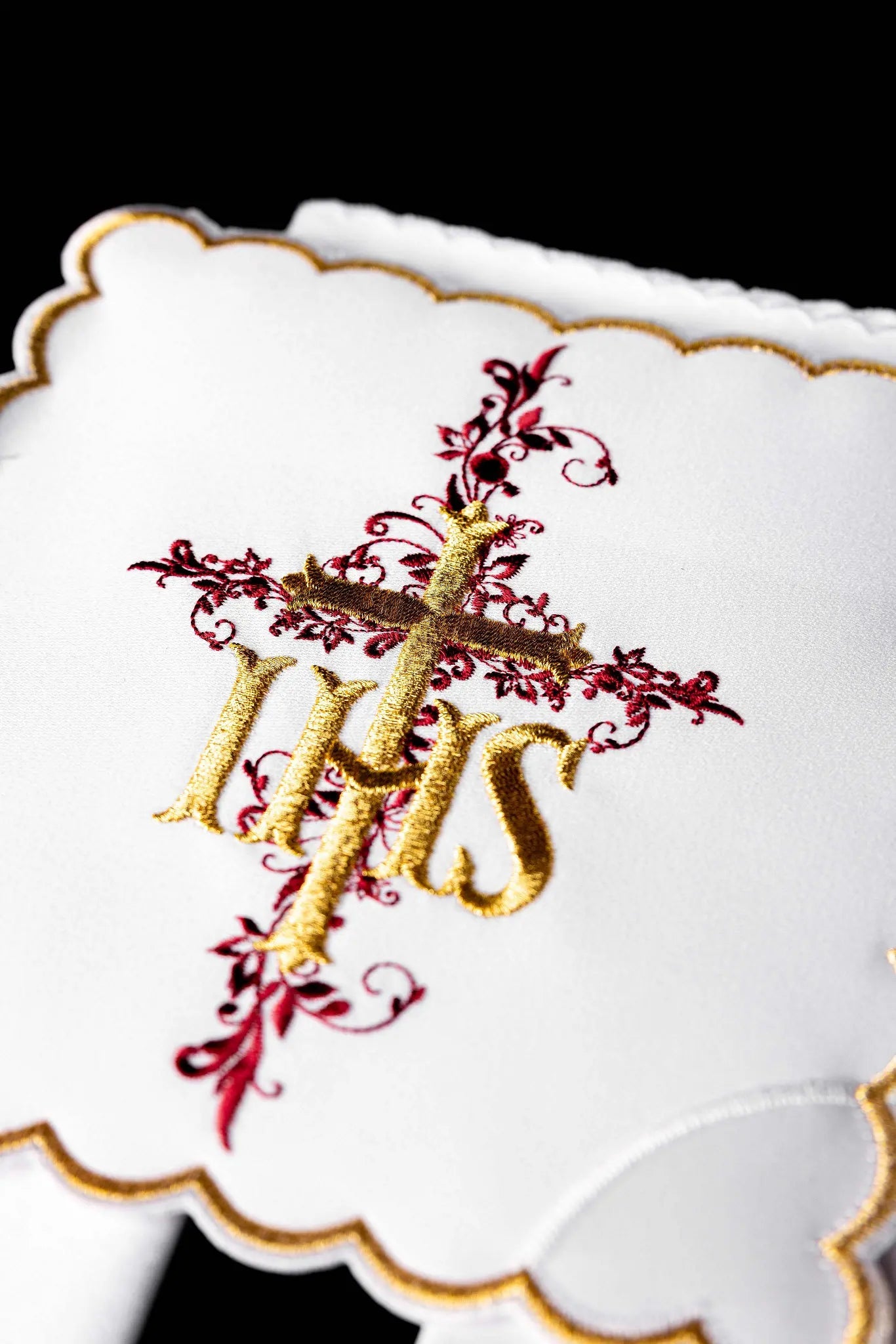 White Chalice Linen Set with IHS Embroidery - HAFTINA ATELIER
