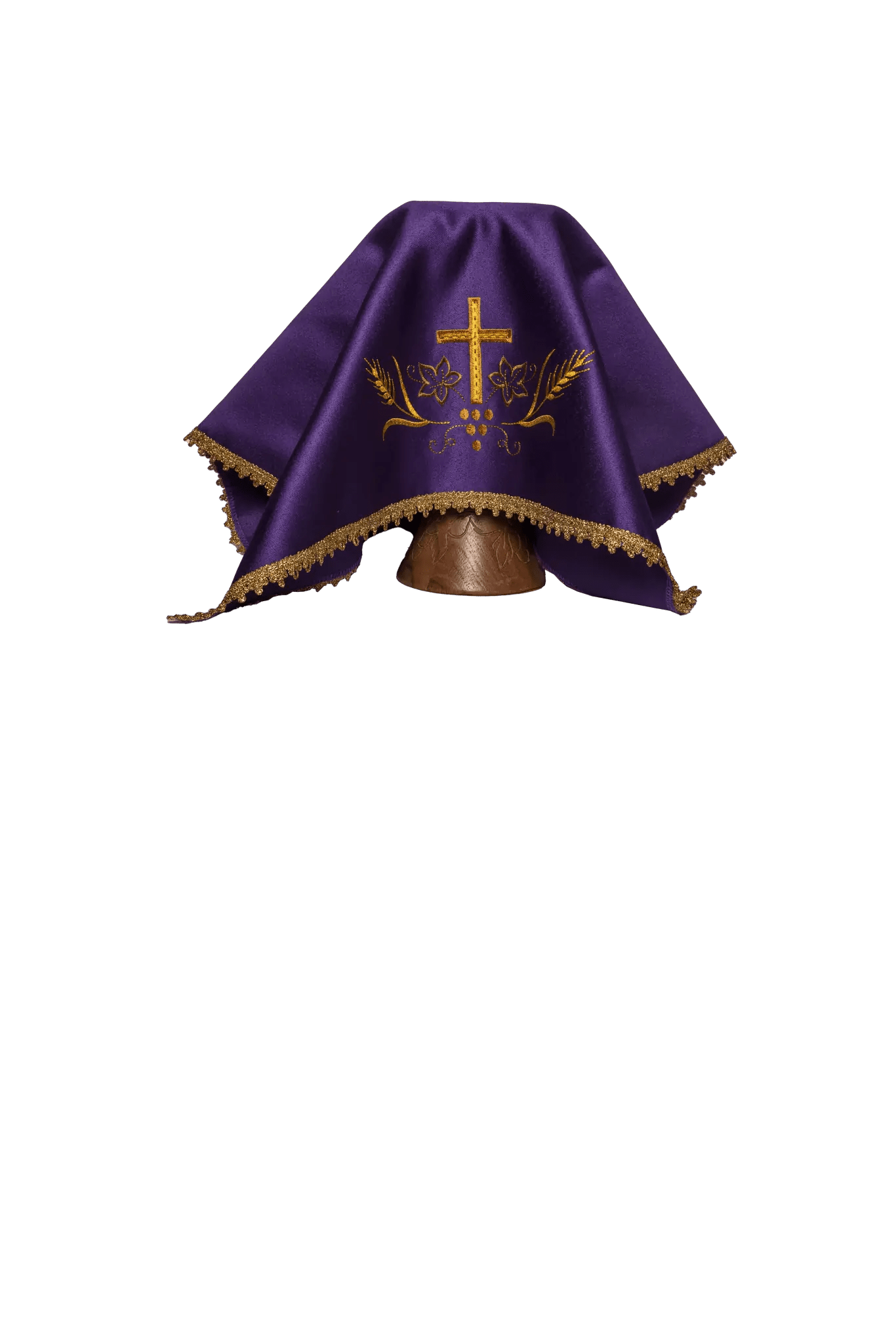 Ensemble de quatre voiles pour calice avec broderie de croix dorée